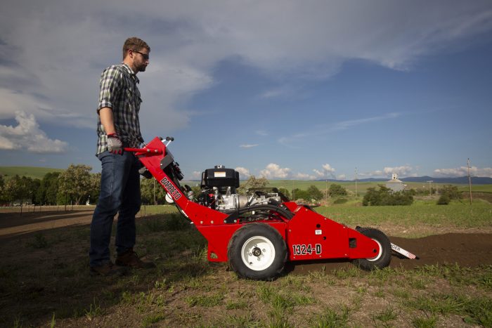 1324D/1624D Standard Trencher - Barreto Manufacturing, Inc.